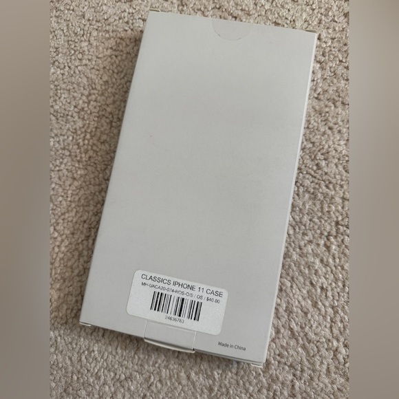 Madhappy Bundle of 2 IPhone 11 Cases - Picture 4 of 4